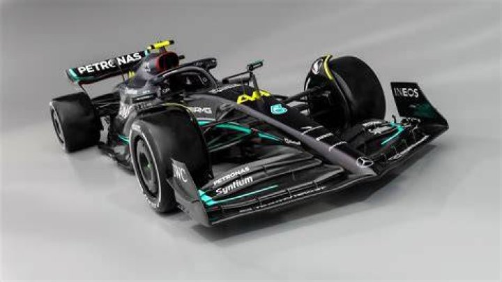 Are F1 cars automatic?