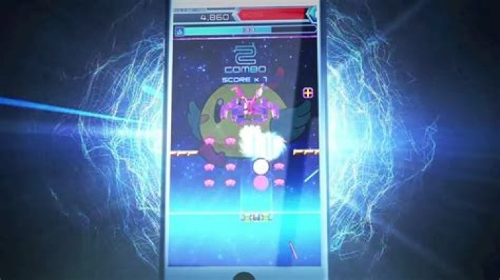
Arkanoid vs Space Invaders Crossover Released on Mobile