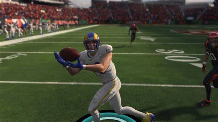Best base MUT wide receivers in Madden 23