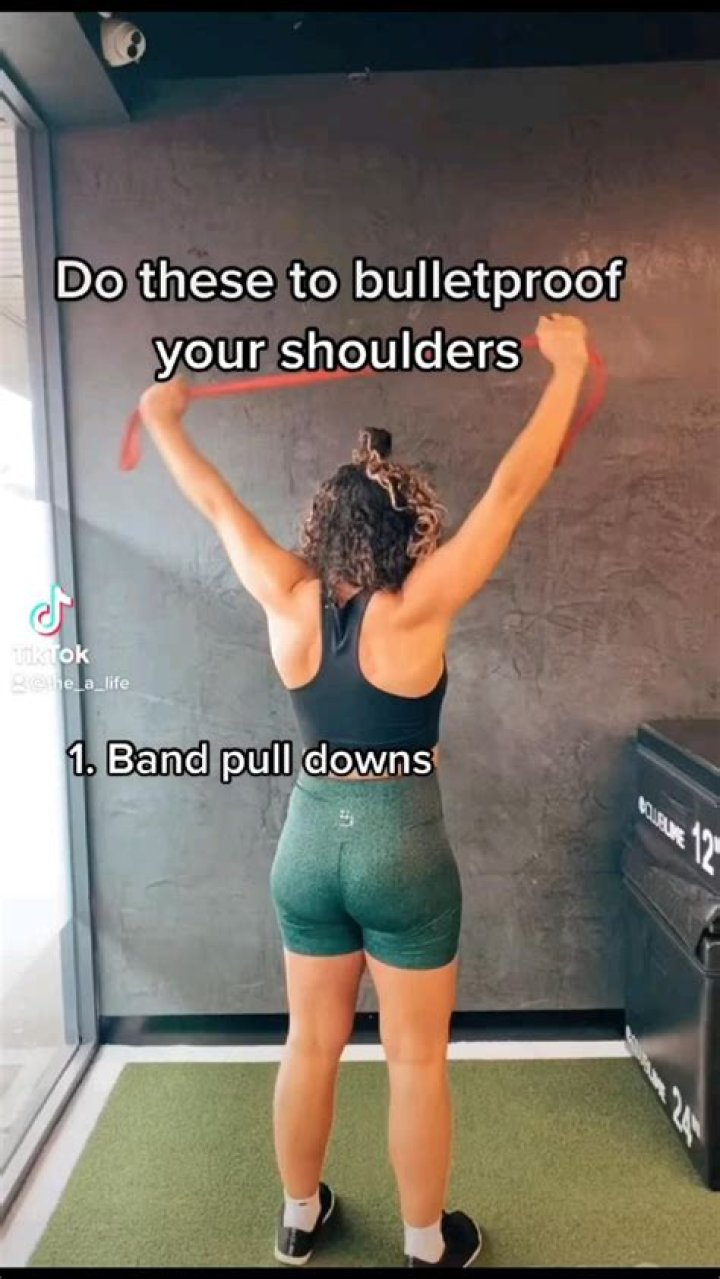 Brush Your Shoulders