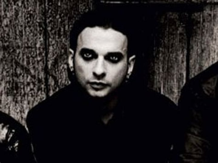 Depeche Mode sneak into L4D2