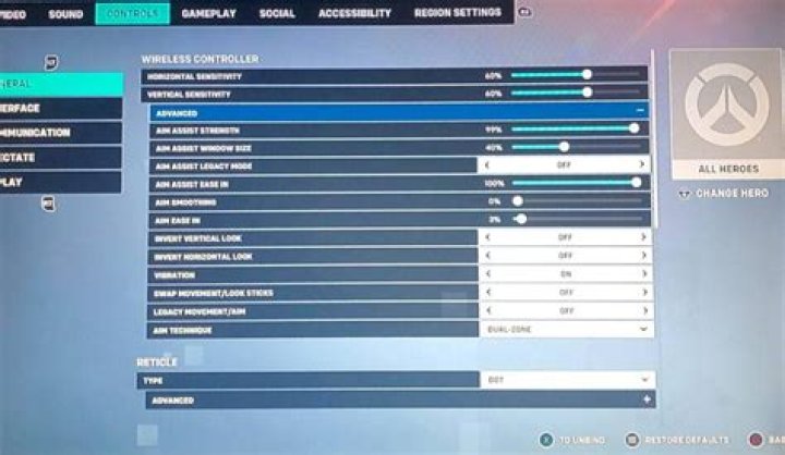 Does Overwatch 2 Have Aim Assist on PC and Console?
