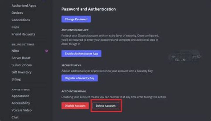 how to delete a discord server
