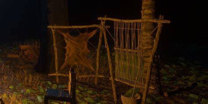 How to use a Loom in Stranded Deep