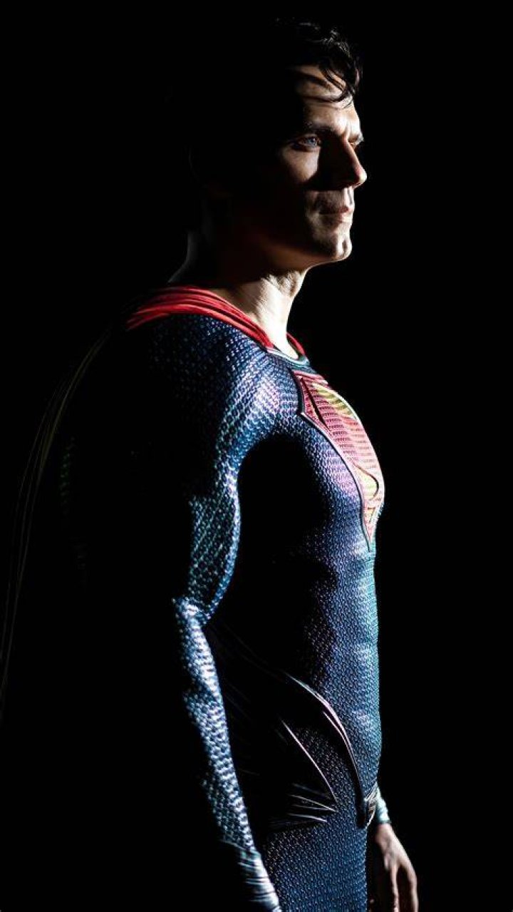 Image for Henry Cavill would "love" to discuss being in the Mass Effect TV series