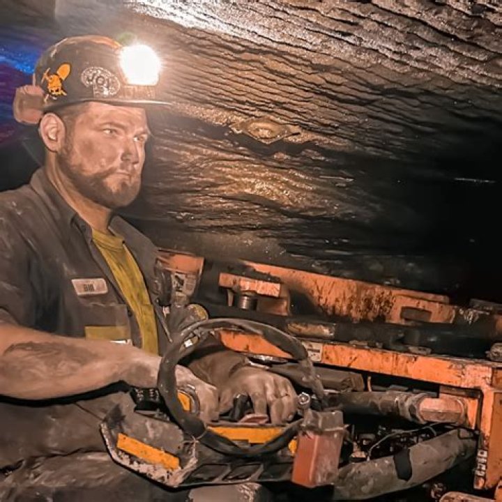 The Miner's Lockbox is found on the south side of the Scouring Sands area